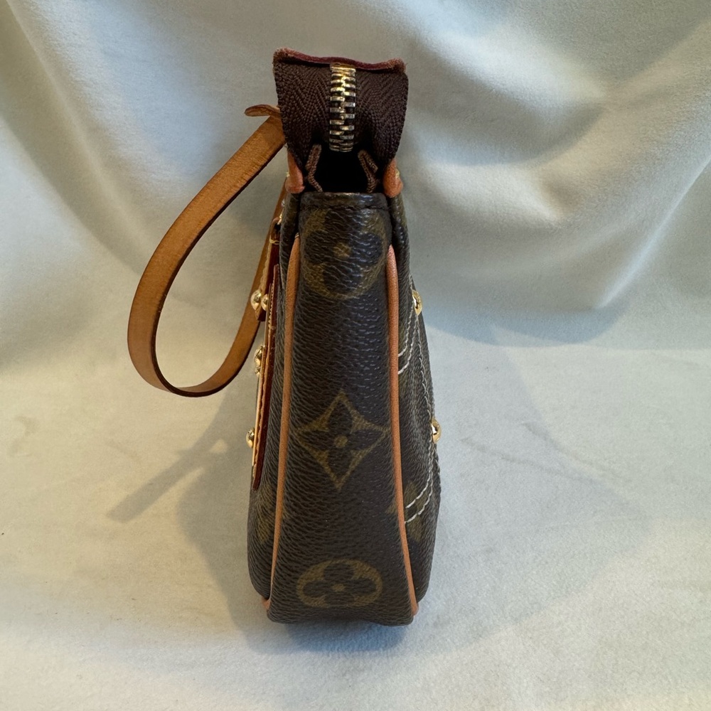 Louis Vuitton Riveting Pochette Accessoire Monogram M40141 - Picture 7 of 15